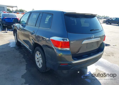 2013 Toyota Highlander from USA, damaged, VIN 5TDZA3EH3DS046672